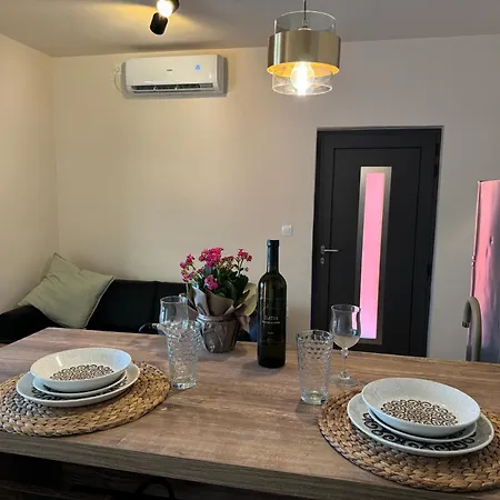 Simanic Малинска