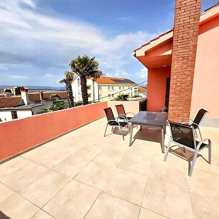 Simanic Apartament *