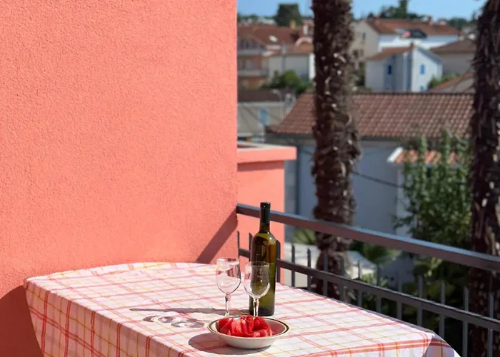 Apartament Simanic *